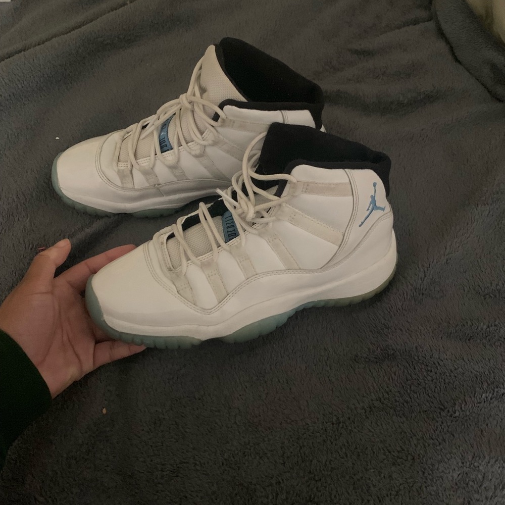 Legend blue 11s size 5